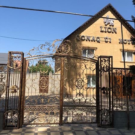 Hotel Lion Almaty Bagian luar foto