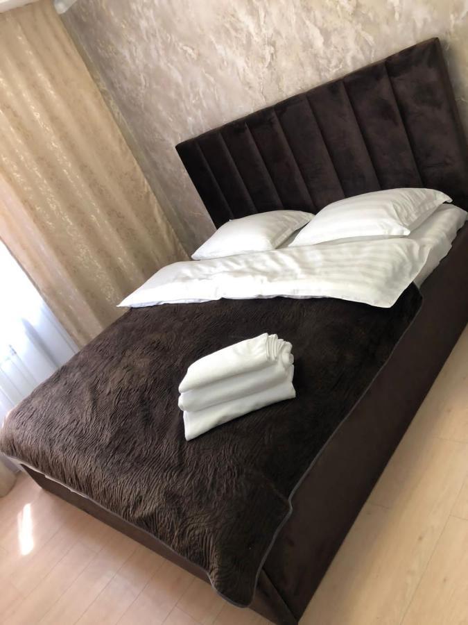 Hotel Lion Almaty Bagian luar foto