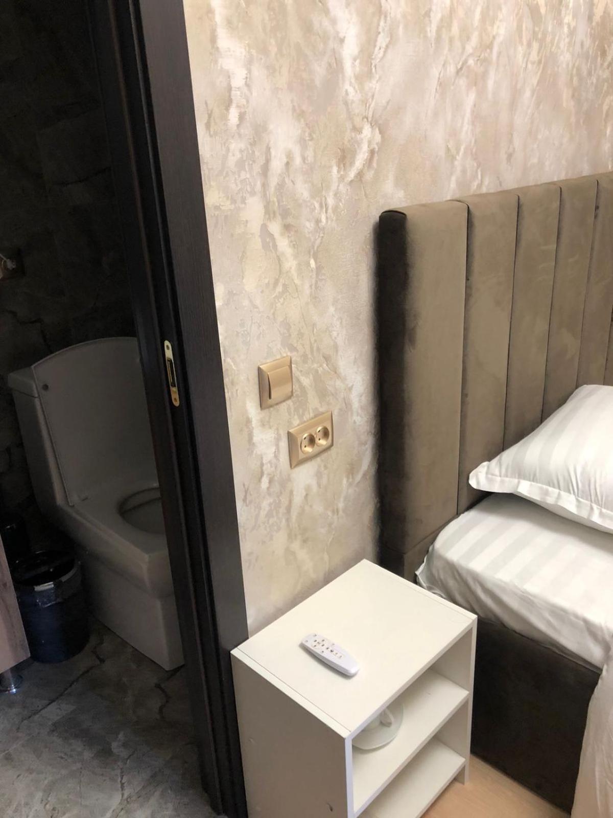 Hotel Lion Almaty Bagian luar foto