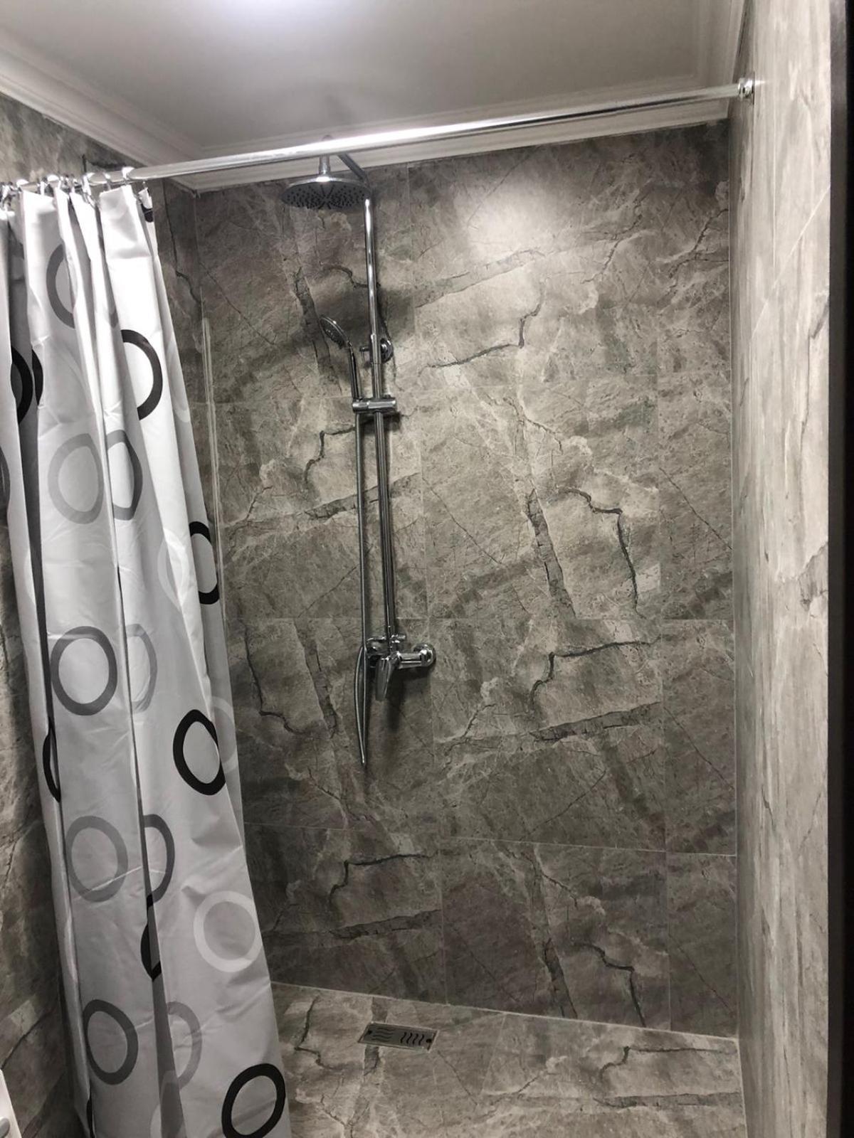 Hotel Lion Almaty Bagian luar foto