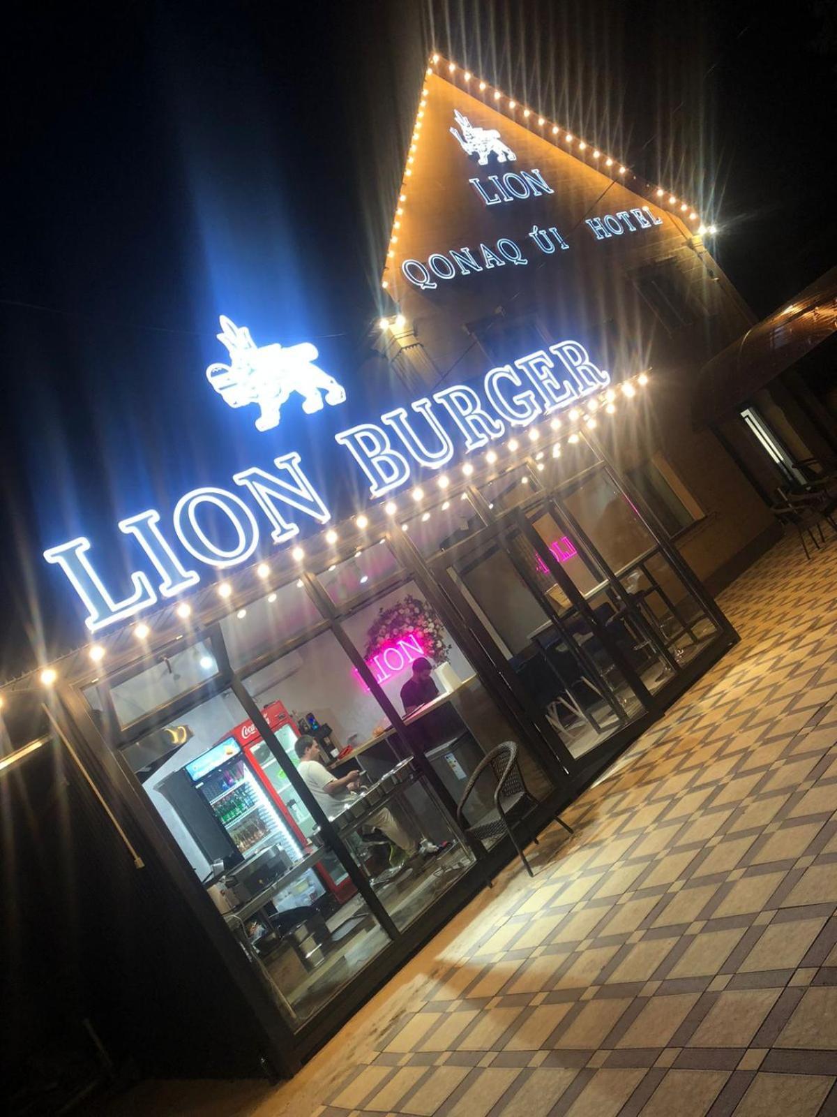Hotel Lion Almaty Bagian luar foto